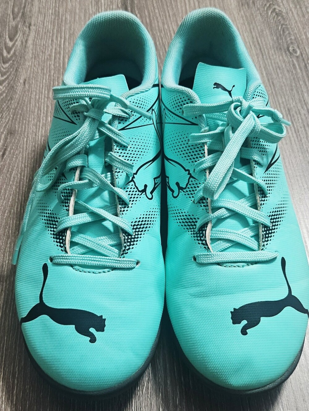Mens Puma Attacanto Soccer Turfs Electric Peppermint/Black Size 7.5